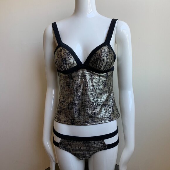 Hula Honey push up apron back foil tankini top - Picture 7 of 11